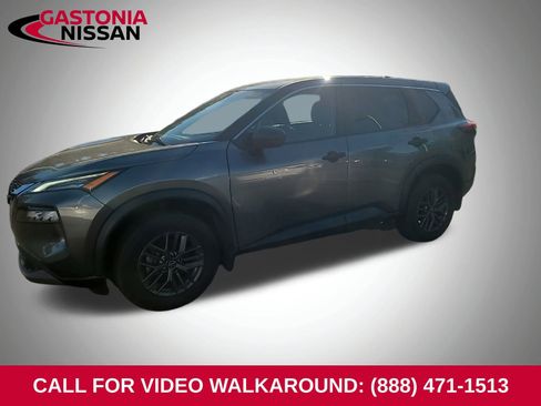 Used 2023 Nissan Rogue S image 1