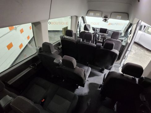 Used 2022 Ford Transit 350 XLT image 23