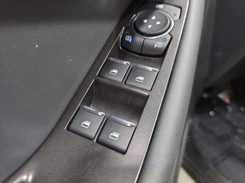 Used 2026 Ford Explorer Active AWD/4WD image 26