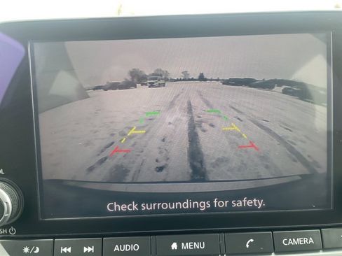 Used 2023 Nissan Rogue SV image 23