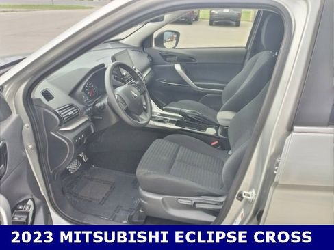 Used 2023 Mitsubishi Eclipse Cross LE image 18