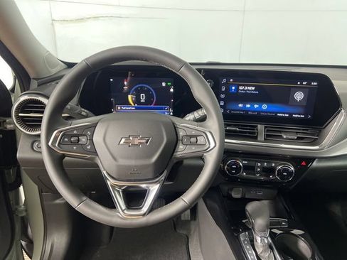 New 2026 Chevrolet Trax ACTIV w/ Driver Confidence Package FWD image 4