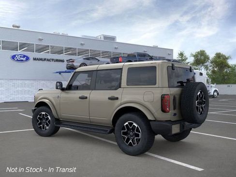 New 2026 Ford Bronco Outer Banks image 4