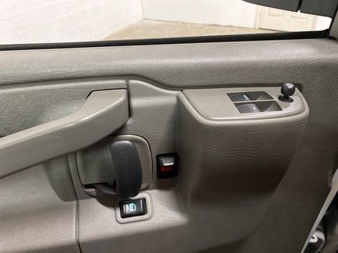 Used 2023 Chevrolet Express 2500 w/ Driver Convenience Package image 31