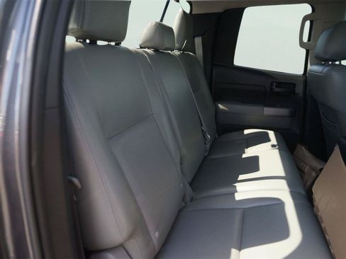 Used 2013 Toyota Tundra 2WD Double Cab w/ SR5 Pkg image 16