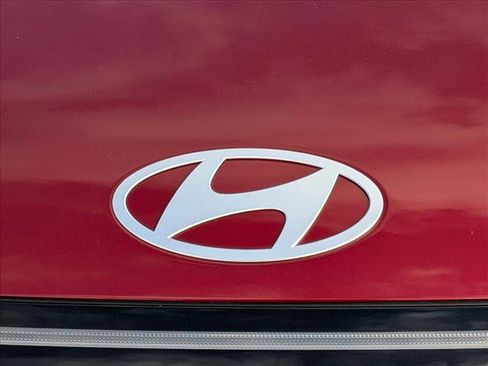 Used 2025 Hyundai Kona SEL FWD image 22
