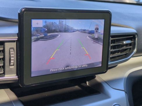 Used 2021 Ford Explorer XLT w/ Equipment Group 202A image 33