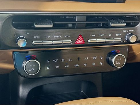 New 2026 Hyundai Palisade Calligraphy FWD image 14