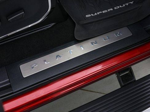 Certified 2024 Ford F350 Platinum image 28