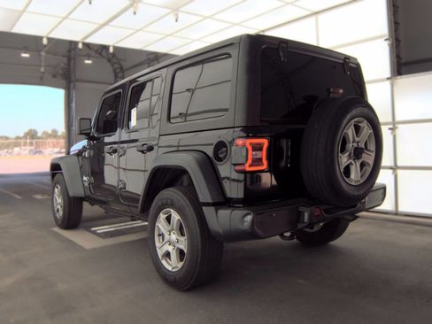 Used 2021 Jeep Wrangler Unlimited Sport AWD/4WD image 6