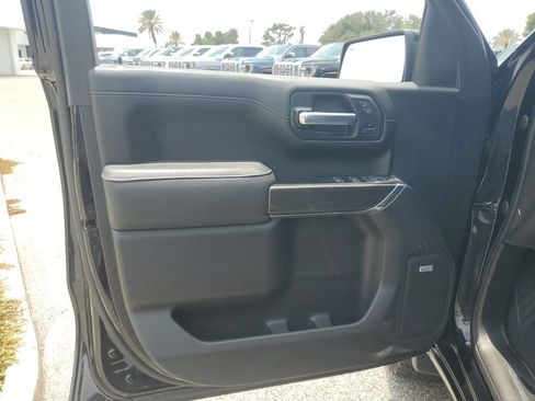 Used 2021 GMC Sierra 1500 AT4 w/ AT4 Value Package AWD/4WD image 24