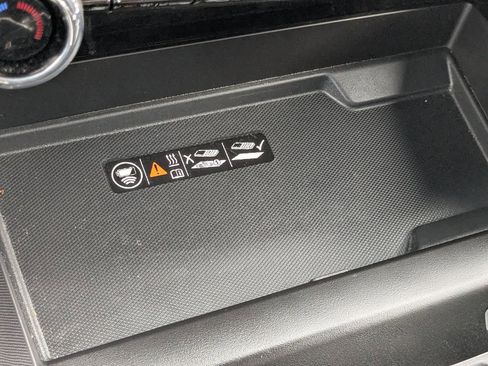 Used 2025 Chevrolet Tahoe Premier image 20