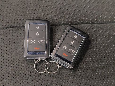 Used 2022 Jeep Grand Cherokee Altitude RWD image 32