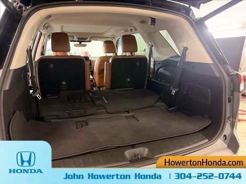Used 2023 Nissan Pathfinder Platinum w/ Lighting Package (N93) AWD/4WD image 30
