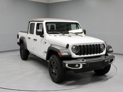 Used 2025 Jeep Gladiator Sport