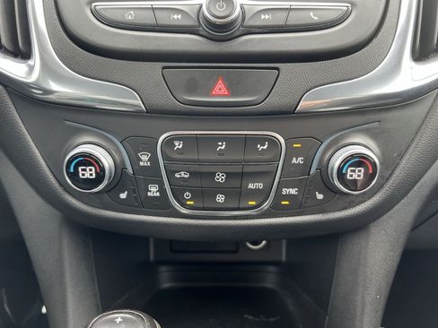 Used 2021 Chevrolet Equinox LT AWD/4WD image 20