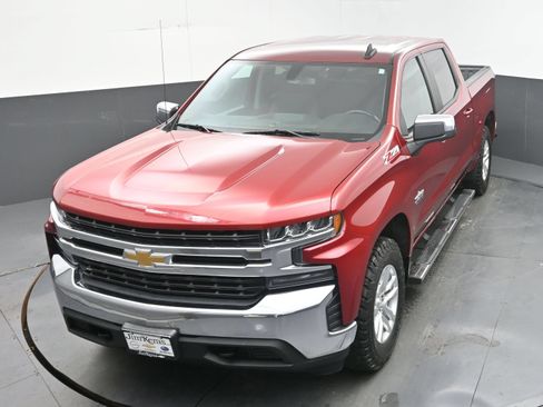 Used 2020 Chevrolet Silverado 1500 LT w/ Texas Edition AWD/4WD image 32