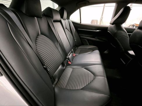 Used 2019 Toyota Camry SE image 26