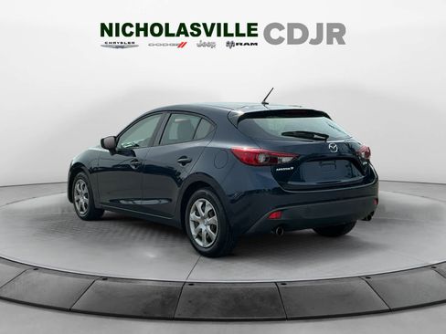 Used 2015 MAZDA MAZDA3 i Sport FWD image 3