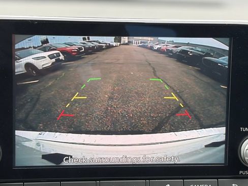 Used 2023 Nissan Altima 2.5 SR FWD image 33