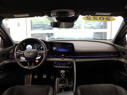 Used 2022 Hyundai Elantra N FWD image 17
