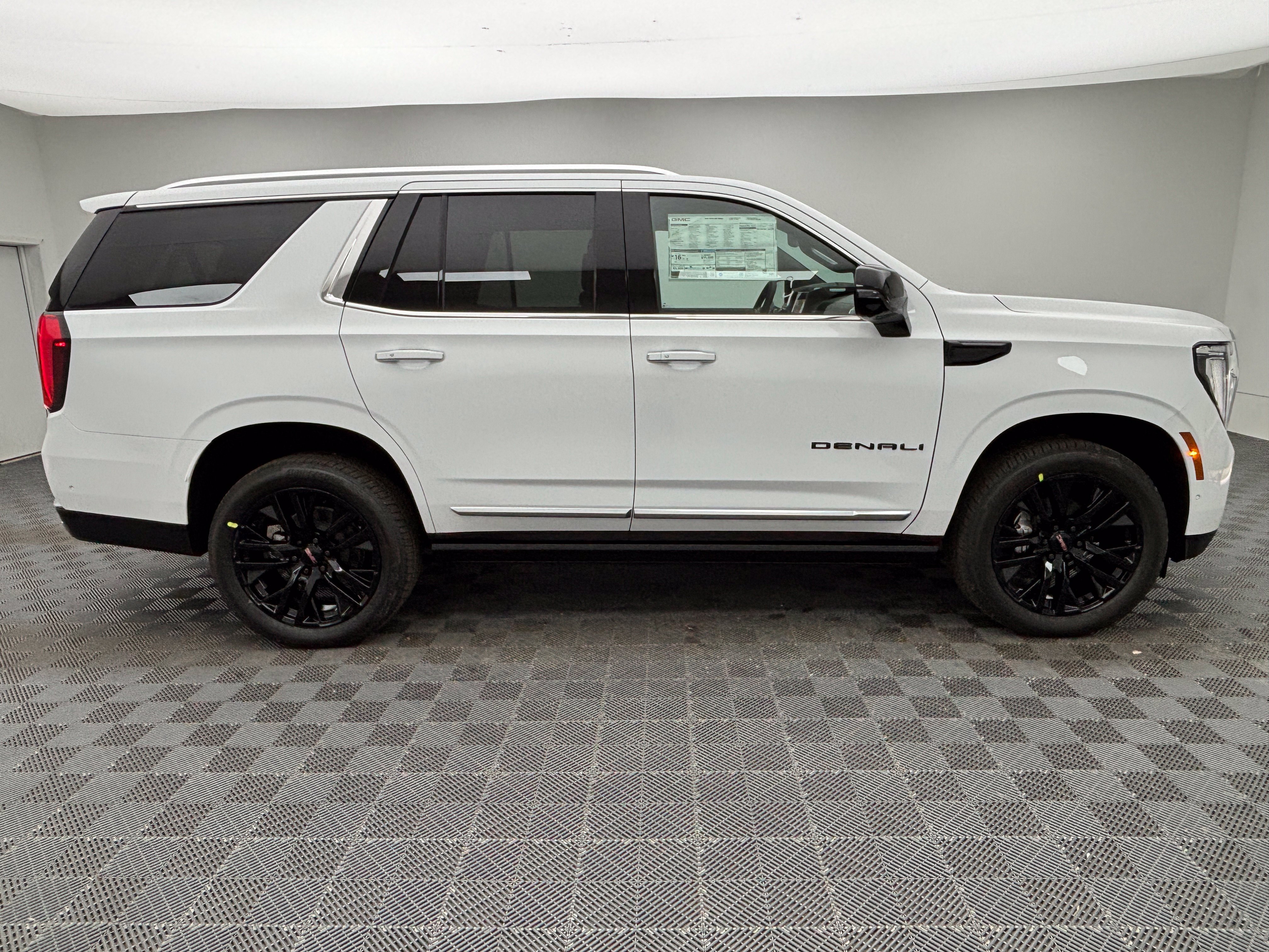 New 2026 GMC Yukon Denali w/ Sun & Power Step Package AWD/4WD image 7