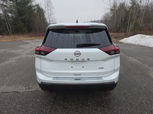 New 2026 Nissan Rogue SV image 6