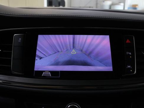 Used 2021 Buick Enclave Premium w/ Sun and Sites Package FWD image 5