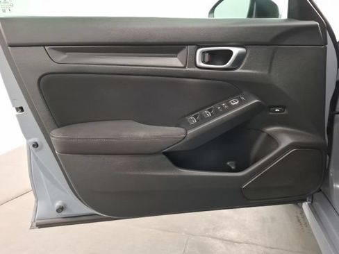 Used 2023 Honda Civic Sport image 12