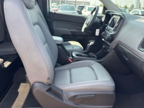 Used 2022 Chevrolet Colorado W/T RWD image 28