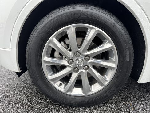 Used 2019 Buick Envision Essence image 13