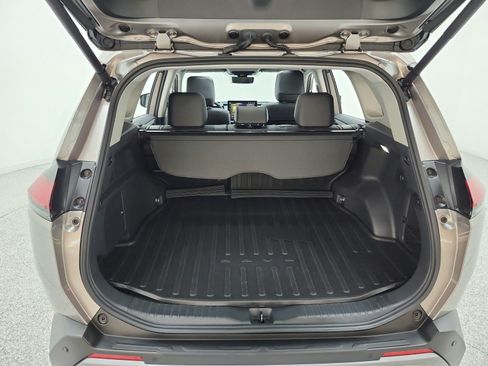 Used 2026 Toyota RAV4 Limited AWD/4WD image 20