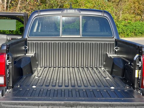 Used 2022 Toyota Tacoma TRD Pro image 12