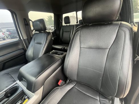 Used 2019 Ford F250 Lariat w/ Lariat Ultimate Package AWD/4WD image 22