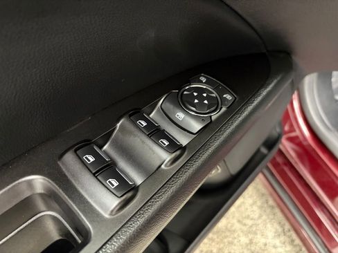 Used 2017 Ford Fusion Energi SE image 14