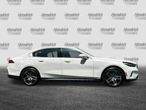 New 2026 BMW i5 eDrive40 RWD image 5