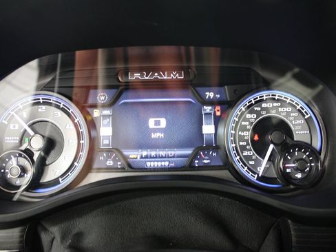 Used 2022 RAM 1500 Limited w/ Body Color Bumper Group AWD/4WD image 43
