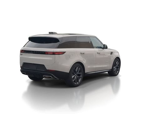 Used 2025 Land Rover Range Rover Sport SE AWD/4WD image 8