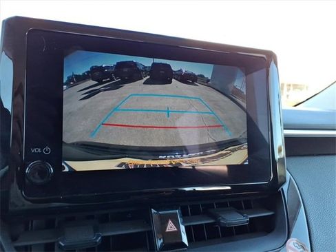 Used 2023 Toyota Corolla LE image 25