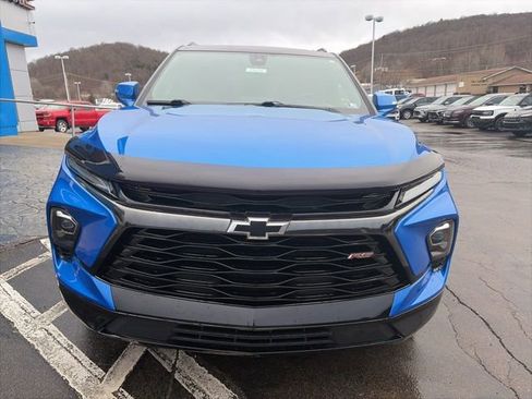 Used 2024 Chevrolet Blazer RS image 2