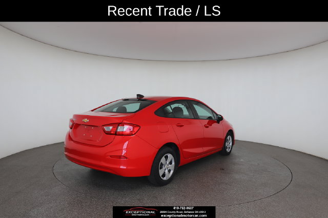 Used 2018 Chevrolet Cruze LS FWD image 18