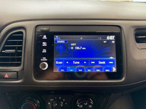 Used 2019 Honda HR-V Sport image 23