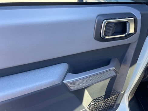 Used 2023 Ford Bronco Black Diamond image 21