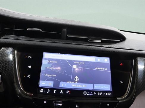 Used 2024 Cadillac XT6 Sport image 16