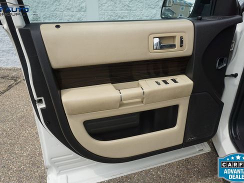 Used 2013 Ford Flex SEL FWD image 29