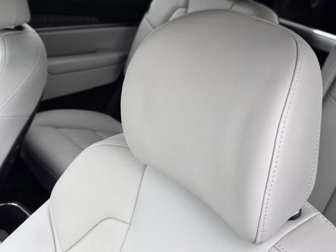 Certified 2025 Kia Telluride SX image 14