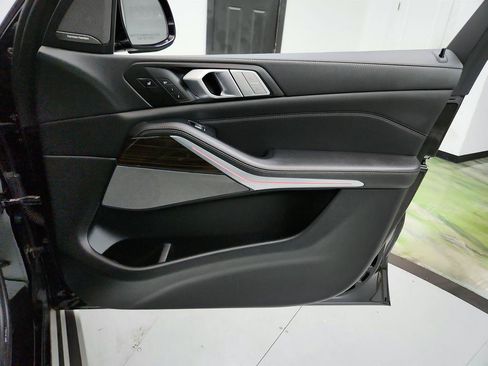 Used 2019 BMW X7 xDrive40i w/ Premium Package AWD/4WD image 27