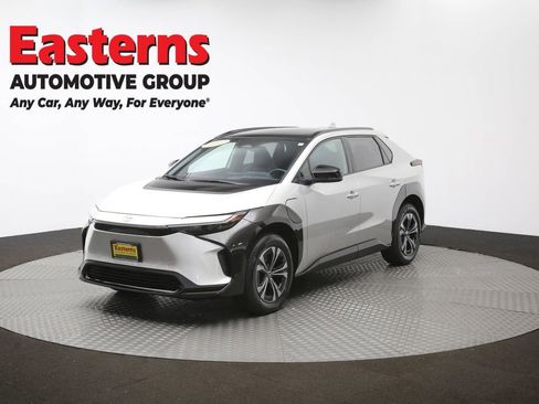 Used 2024 Toyota bZ4X XLE w/ Weather Package image 55