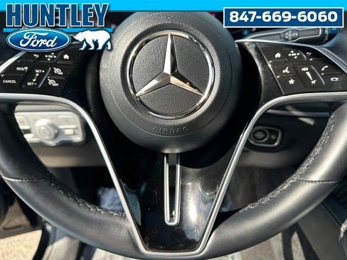 Used 2025 Mercedes-Benz GLE 350 4MATIC image 32