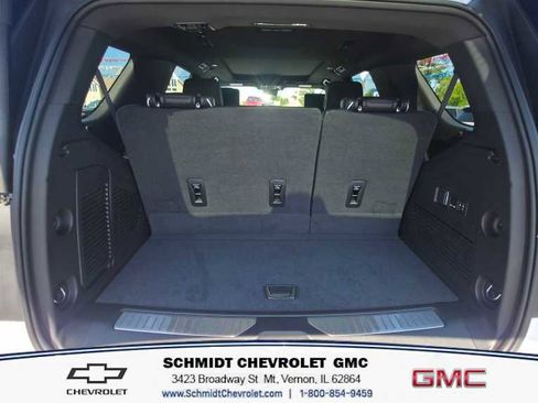 New 2026 GMC Yukon AT4 Ultimate AWD/4WD image 9